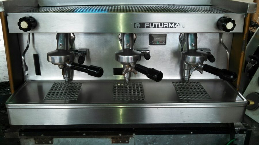 Cafetera industrial: ¿Cuál es la mejor del 2022? - SWEETESTHOME