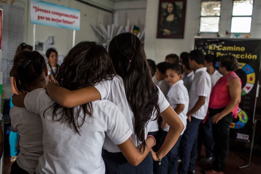 Escuelas y colegios celebrarán el día de la paz firme y duradera