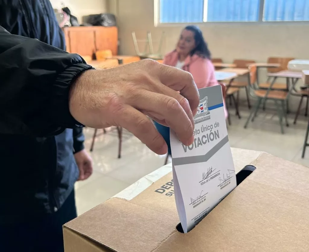 TSE Llama A Revisar Papeletas Muestra Y Simulador De Voto Antes De