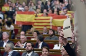 El parlamento de Cataluña lanza el proceso de ruptura con España