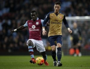 Arsenal se sitúa líder provisional tras ganar al colista