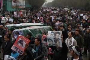 Protesta masiva en Kabul por la decapitación de rehenes