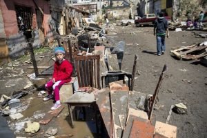 Se eleva a 3.600 los damnificados dejados por potente terremoto en Chile