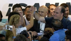 Los poderes que tendrá la oposición venezolana en el Parlamento