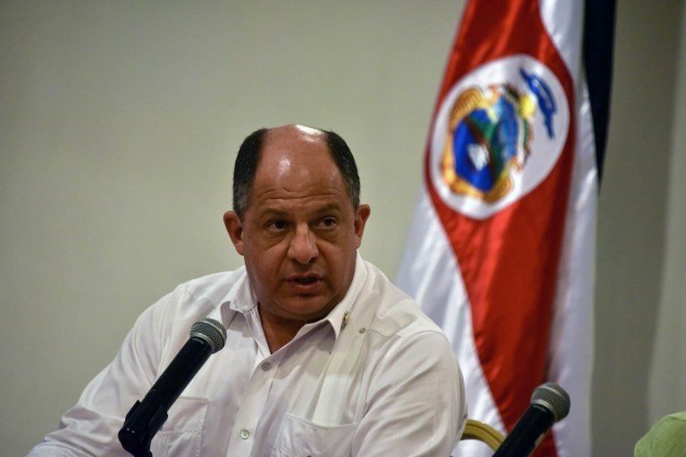 Presidente de Costa Rica llevará caso de migrantes cubanos a cumbre regional