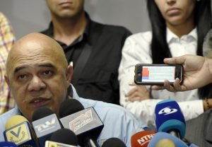 Oposición venezolana denuncia “golpe de Estado judicial” ante organismos internacionales