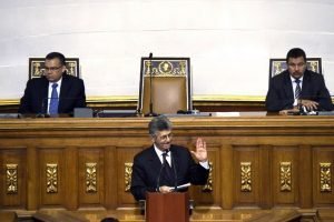 Tribunal supremo venezolano declara nulas actuaciones del Parlamento