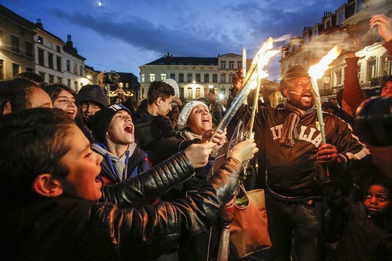 Reunirse, defender el arte de vivir, los franceses inventan “una nueva resistencia”