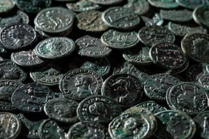 Un tesoro de monedas romanas hallado en una huerta suiza