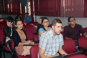 Vicerrectoría de Investigación inicia programas de capacitación en comunicación para investigadores de la UNA