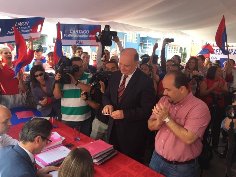 Rodolfo Piza cancela ₡40 millones y se convierte en el primer precandidato oficial del PUSC