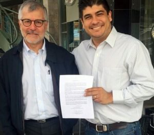 Precandidato del PAC se compromete a priorizar construcción de tren eléctrico