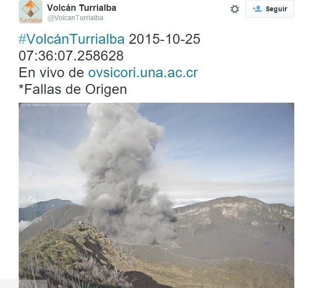 Reportan flujo piroclástico en cráter del volcán Turrialba tras erupción este domingo