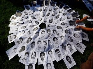Familiares de los 43 desaparecidos en México piden apoyo a embajadas