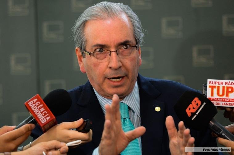 Supremo de Brasil suspende a Eduardo Cunha como líder del Parlamento