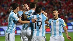 Argentina gana en Chile y vuelve a posiciones de clasificación rumbo a Rusia 2018