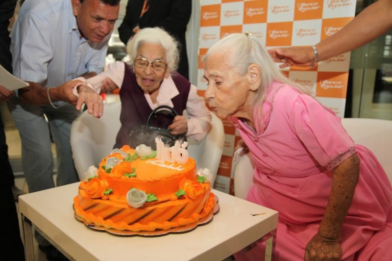 Banco Popular celebra Día Internacional del Adulto Mayor