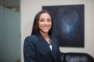 Costarricense Alina Nassar se convierte en primera latinoamericana electa presidenta de la IAWA