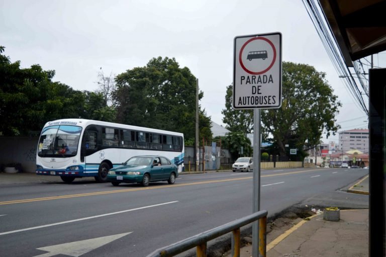 Crear carriles exclusivos para autobuses en la GAM reducirá tiempos y costos