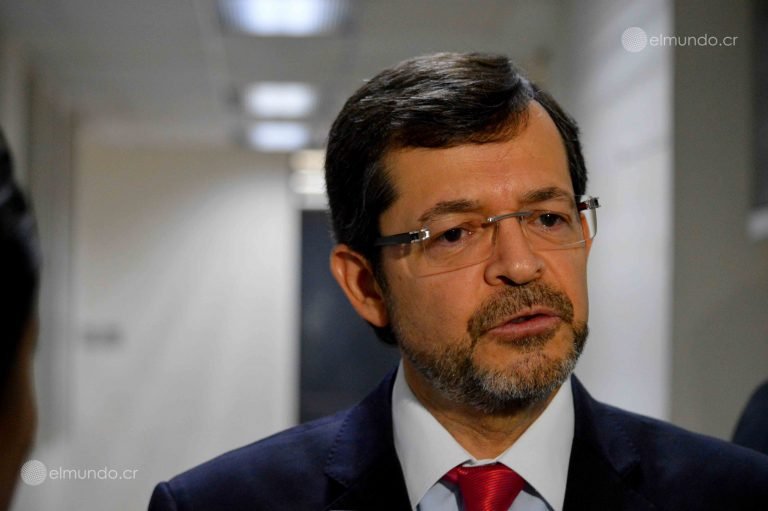 Carlos Chinchilla: “No vamos a utilizar un solo cinco del erario público” para salvar régimen de pensiones de la Corte