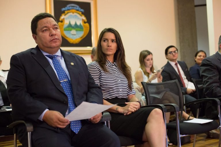 MOPT pierde dos altos jerarcas en menos de 24 horas