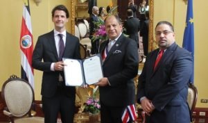 Nuevos Embajadores de Canadá, Unión Europea y de Gran Bretaña presentaron Cartas Credenciales ante el presidente