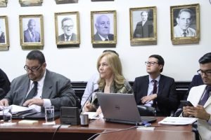Ministra de Justicia denuncia posible intromisión de Fiscalía en sus competencias