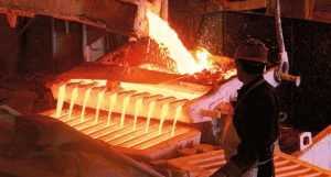 Chile anuncia ayudas a pequeños mineros ante caída del cobre