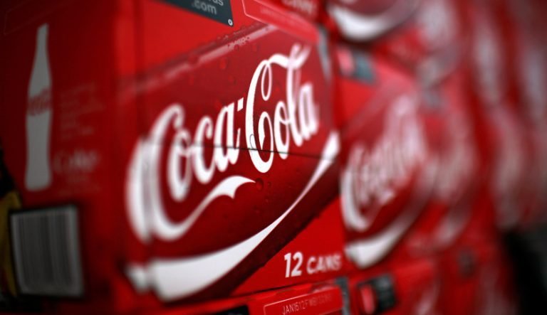 Coca-Cola reporta gran caída en las ventas durante el 2016