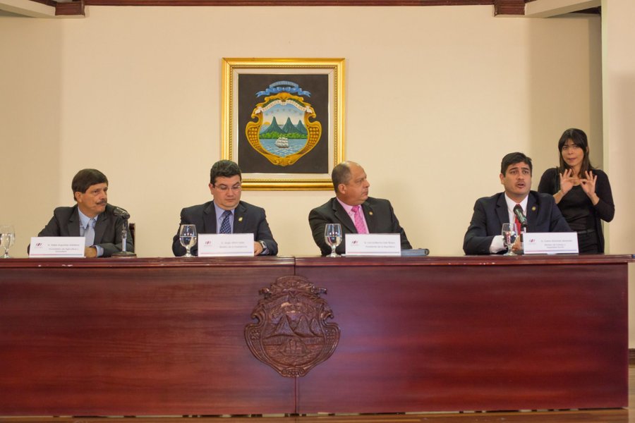 Conferencia_ConsejoGobierno_29Marzo2016_20160329_RCS_6169