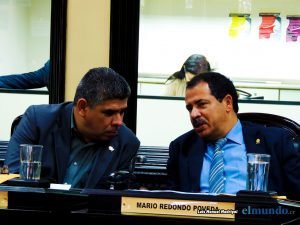 Diputados cuestionan nombramiento de politólogo como directivo del Banco Nacional