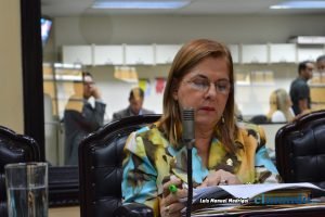 Diputada del PAC hace graves acusaciones sobre fiestas en Palmares