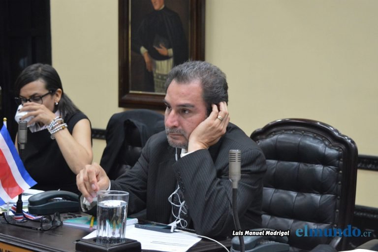 Proyecto de Ley plantea obligatoriedad en personas fallecidas de donar órganos