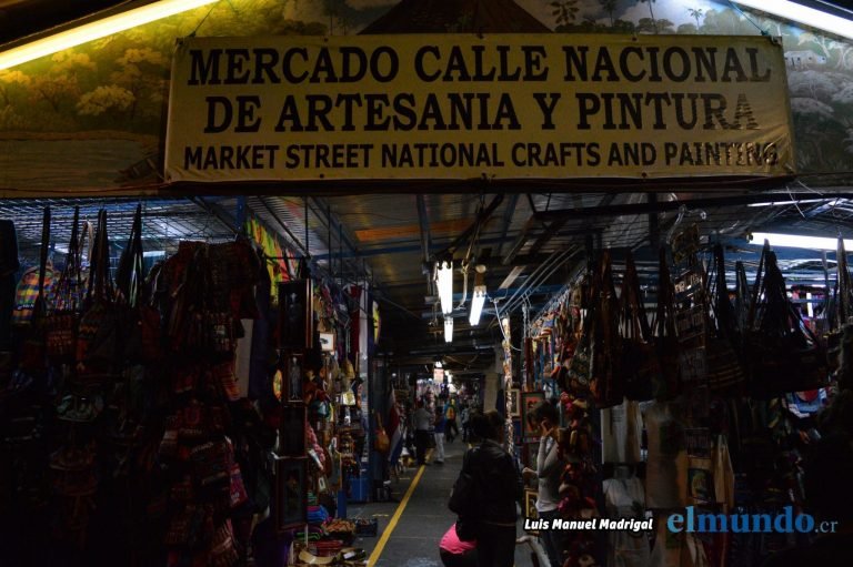 Municipalidad de San José prepara desalojo de artesanos de la Calle 13 bis