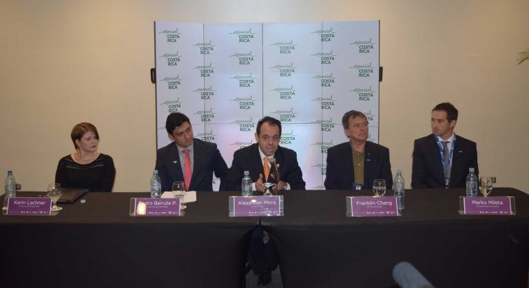 25 empresas se unen para posicionar Costa Rica como proveedor de soluciones del sector aeroespacial