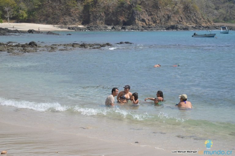 Cruz Roja Costarricense, lista para atender a población y turistas en Semana Santa