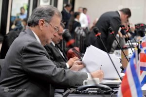 Ottón Solís buscará ser el Presidente de la Asamblea Legislativa en el periodo 2017-2018