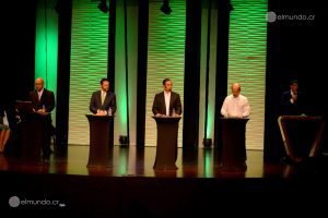 “Pericos” vueltos locos con los precandidatos del PLN