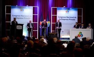 Precandidatos del PUSC: Urge simplificación de trámites en Costa Rica