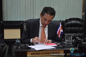 Diputado plantea proyecto de Ley para habilitar los remates judiciales vía Internet