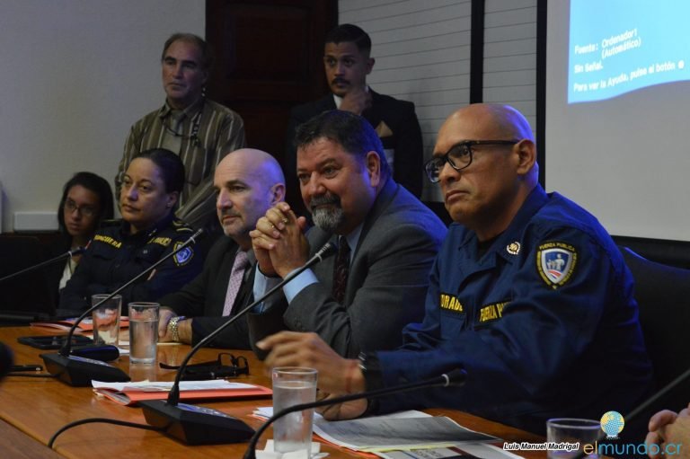 Manifestantes de Zona Sur fueron advertidos dos veces de desalojar puente