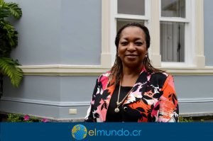 Jefa de fracción del PLN dijo que hay diputados que buscan ‘chiquillas’