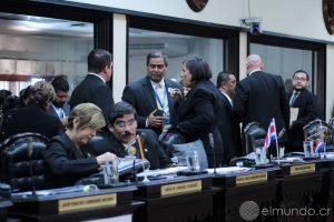 Acuerdo suscrito por el PAC bloquearía proyectos que Presidente Solís pide aprobar