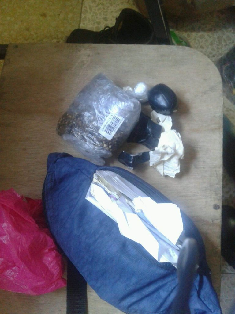 Encuentran droga en área de trabajo de funcionario de La Reforma