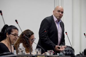 Mañana empieza juicio contra jefe del Frente Amplio por difamación a minera canadiense