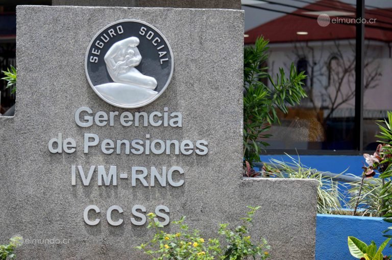 Pensiones por vejez se tramitarán de manera digital en oficinas centrales de la CCSS