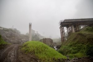 Los privados de libertad que reciban el beneficio de pasar al régimen semi-institucional, ayudarán a reparar o construir las calles.