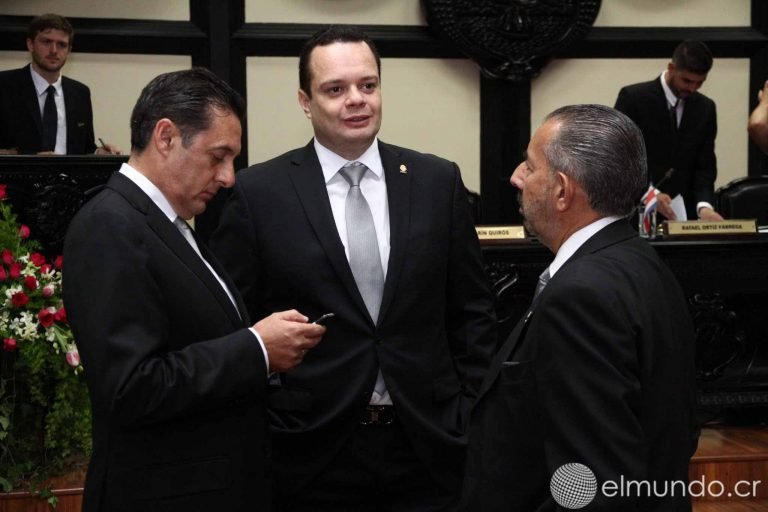 El evangélico Gonzalo Ramirez gana la primer secretaría del Directorio Legislativo