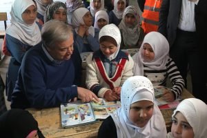 Guterres, desde un campo de refugiados: “Es hora de poner fin al conflicto sirio”