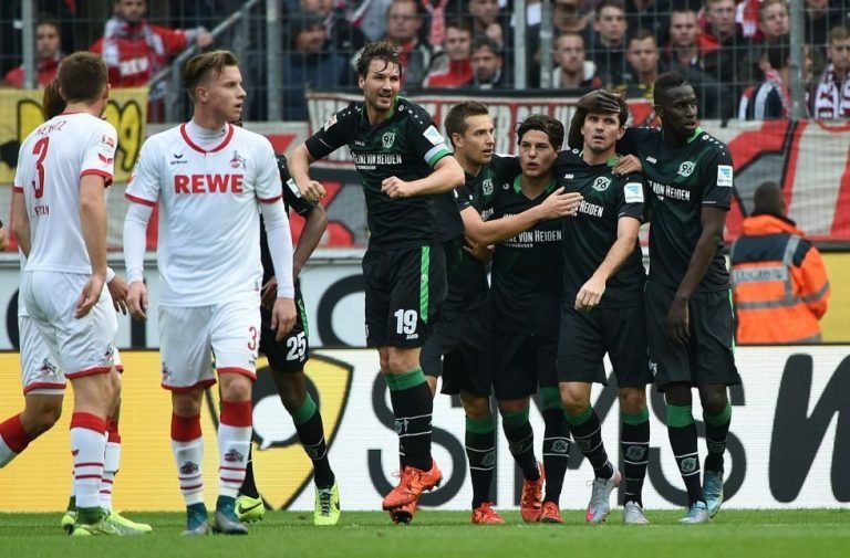Hannover vence 1-0 al Colonia y sale de la zona de descenso